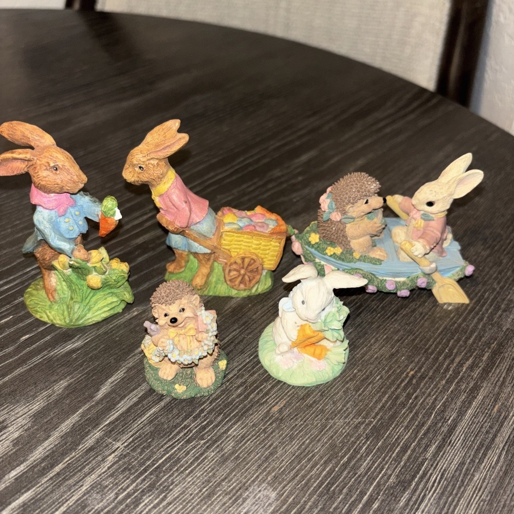 Midwest Importers Cannon Falls Easter Bunny Figures Cottontail Lane vintage LOT5
